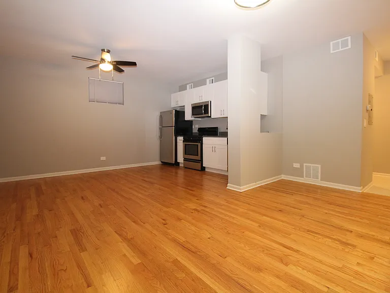 617 W Drummond Pl #GCW — Photo 9