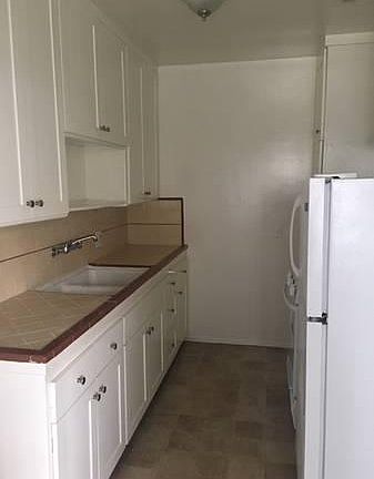 5th image of 11706 Kiowa Ave APT 6