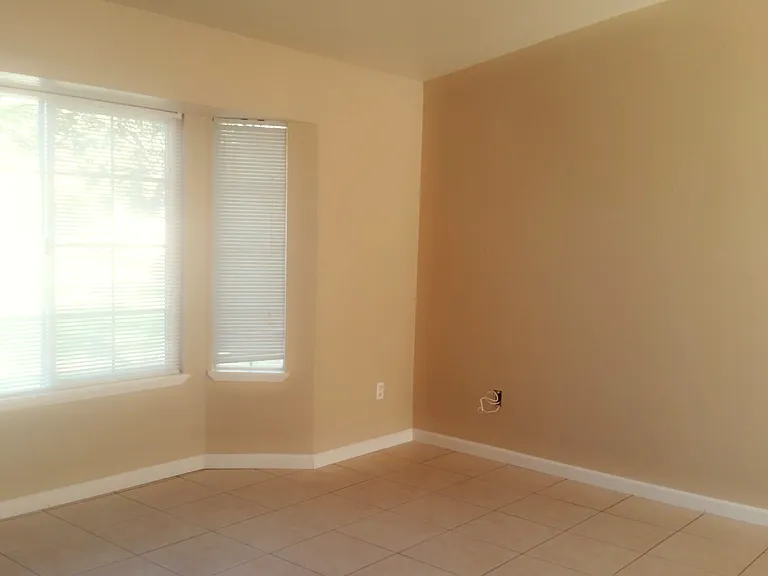 180 El Verano Ct — Photo 7