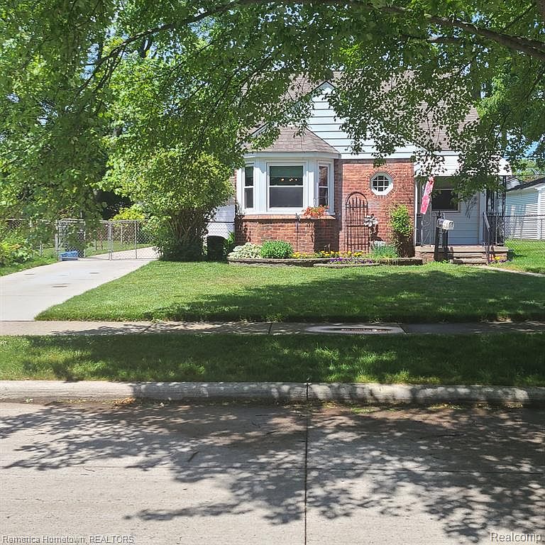9983 Cardwell St, Livonia, MI 48150 Zillow