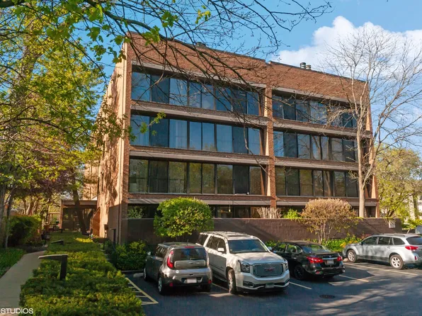 619 Glenview Ave APT 404, Highland Park, IL 60035