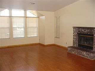 3rd image of 16122 Saguaro Ln