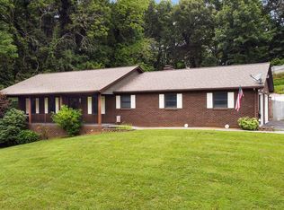 209 Hill Dr, Bristol, TN 37620
