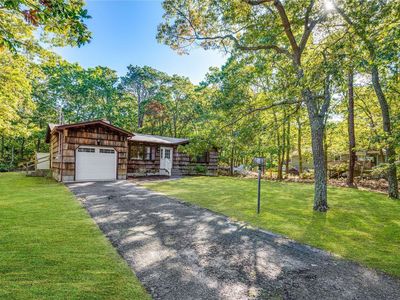 5 Deerfeed Path, East Quogue, NY, 11942