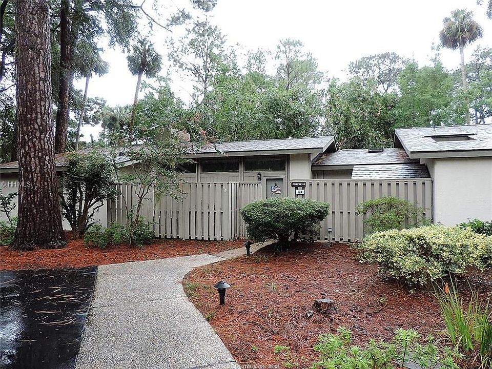 1st image of 35 Lawton Dr APT 124
