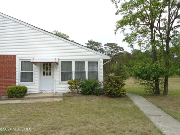 170 B Columbine Avenue, Whiting, NJ 08759