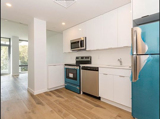 1st image of 83-67 116th St #601