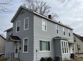 701 1/2 10th Ave E, Menomonie, WI 54751