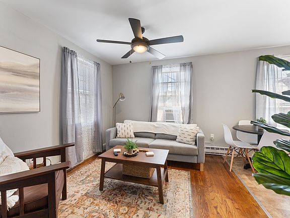 3rd image of 400 Princess Anne St #3