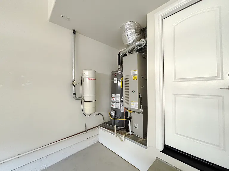 3810 Peebles Pl — Photo 15