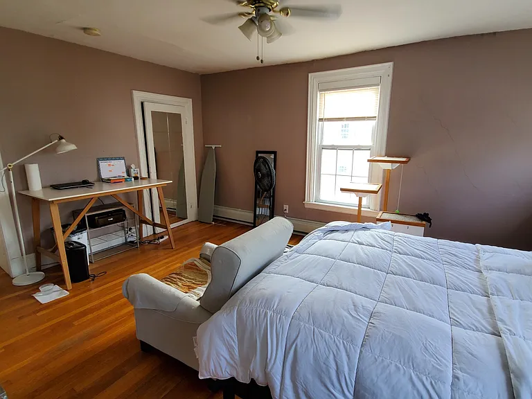 17 Bigelow St #2 — Photo 8