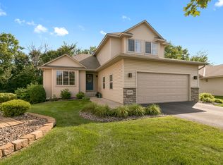 20399 Pondview Cir, Rogers, MN 55374
