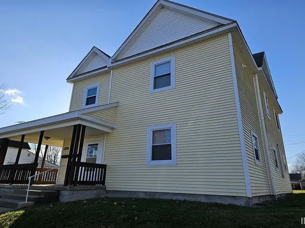 806 N Gentry St, Frankfort, IN 46041
