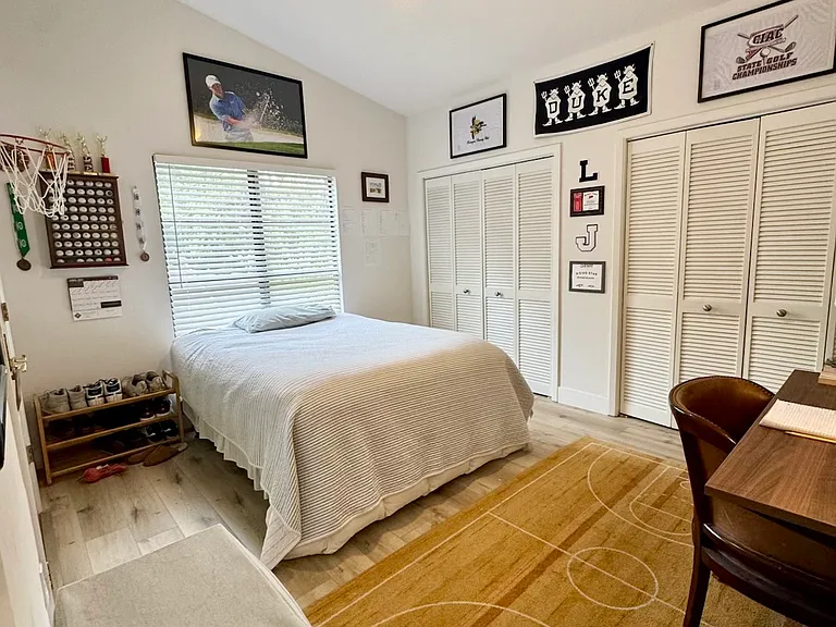 3103 W Knights Ave — Photo 15