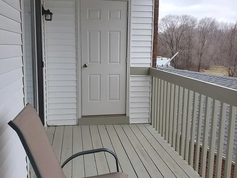 1353 Cunat Ct #2B — Photo 18