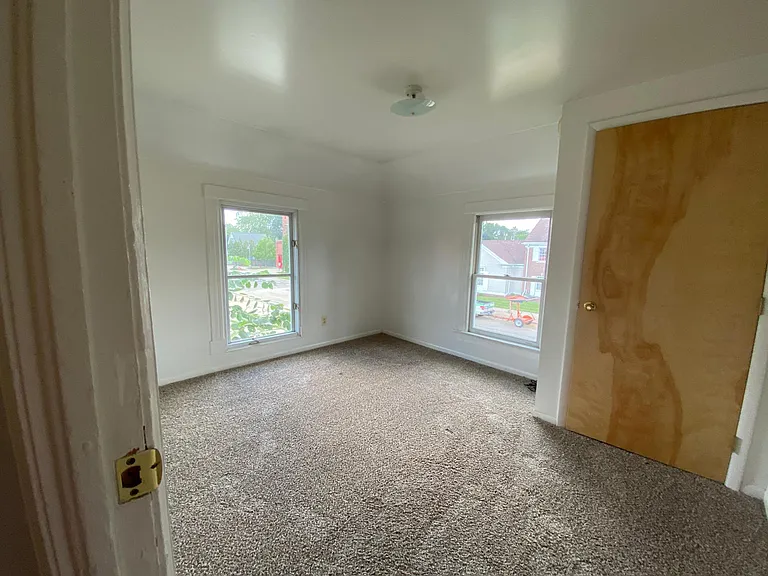 315 N Washington St #4 — Photo 4