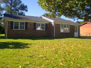 311 Bandera Dr, Fayetteville, NC 28303