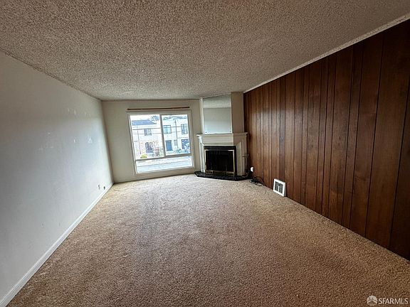 4th image of 1823 42nd Ave