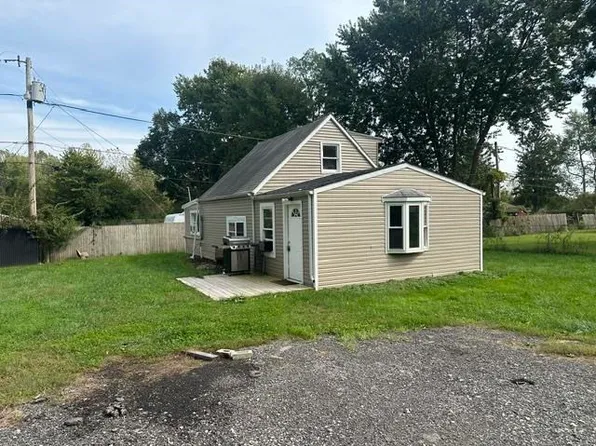 1305 S 15th St, Richmond, IN 47374
