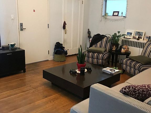 5th image of 1620 Broadway St