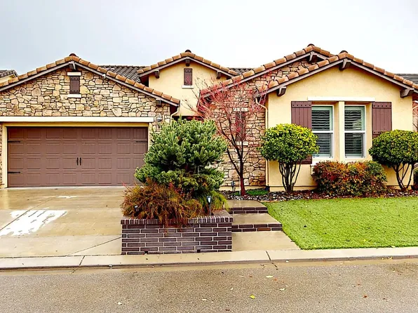 2863 Westport Cir, Oakdale, CA 95361