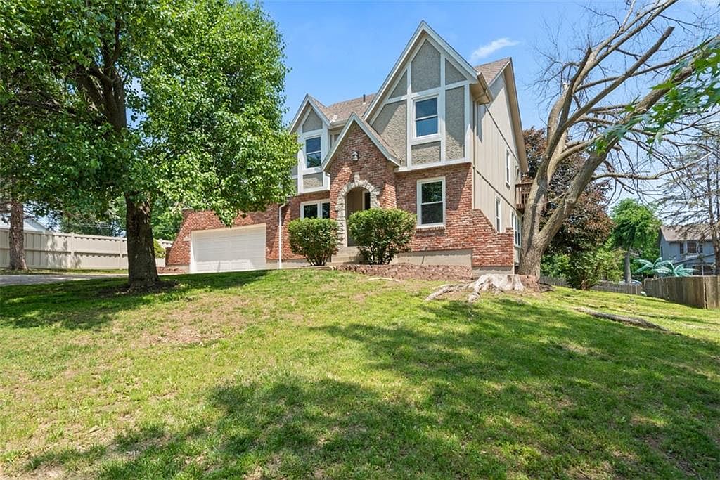 1015 NE Ball Dr, Lees Summit, MO 64086 MLS 2436657 Zillow