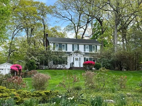 5 Upland Way, Verona Twp., NJ 07044