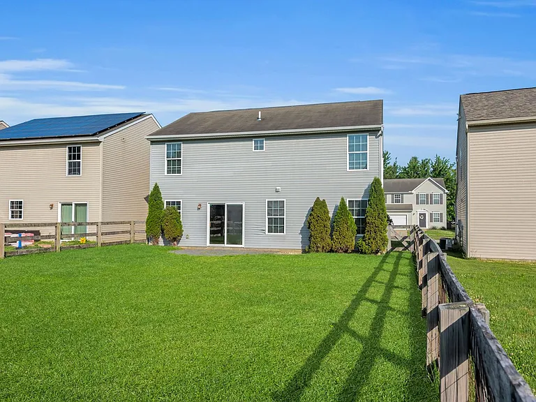 6035 Marsh Cir — Photo 36