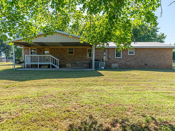 3rd image of 507 Rudy Rd