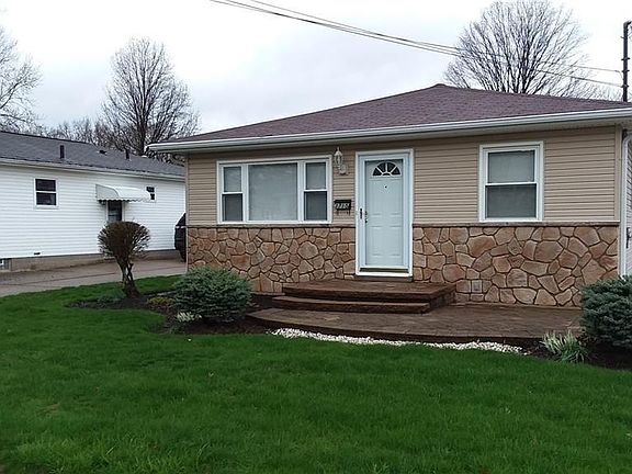 2nd image of 3715 Louise St