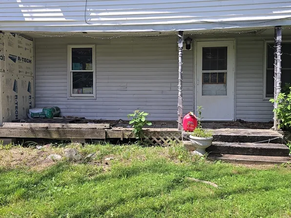 23 Walnut St, Pittsfield, MA 01201