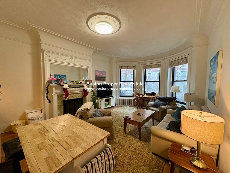 27 Bay State Rd #1F — Photo 2