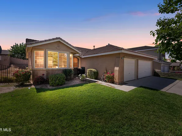 36521 Silverado Dr, Palmdale, CA 93550