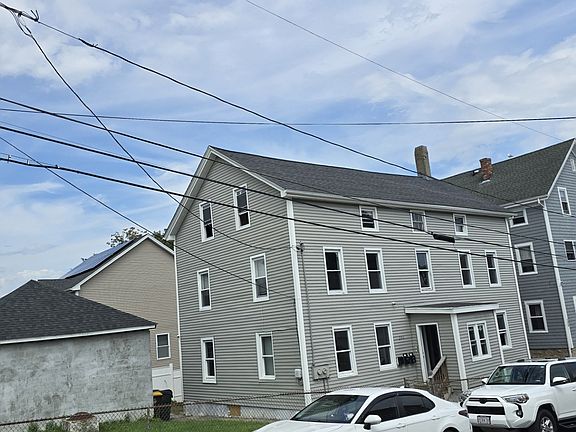 2nd image of 292 Tecumseh St