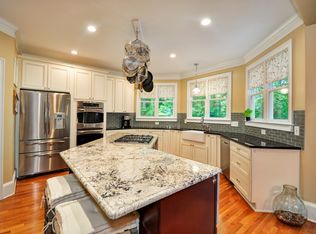 6015 Tangletree Dr, Roswell, GA 30075