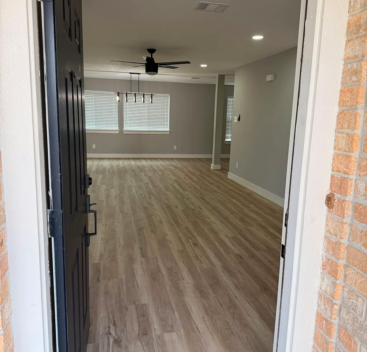 10651 Cobblecreek Way — Photo 3