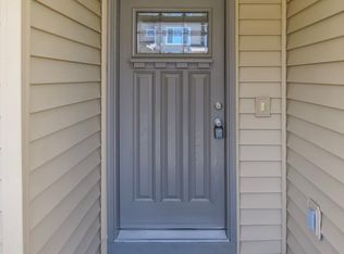 705 NW Falling Waters Ln UNIT 103, Portland, OR 97229