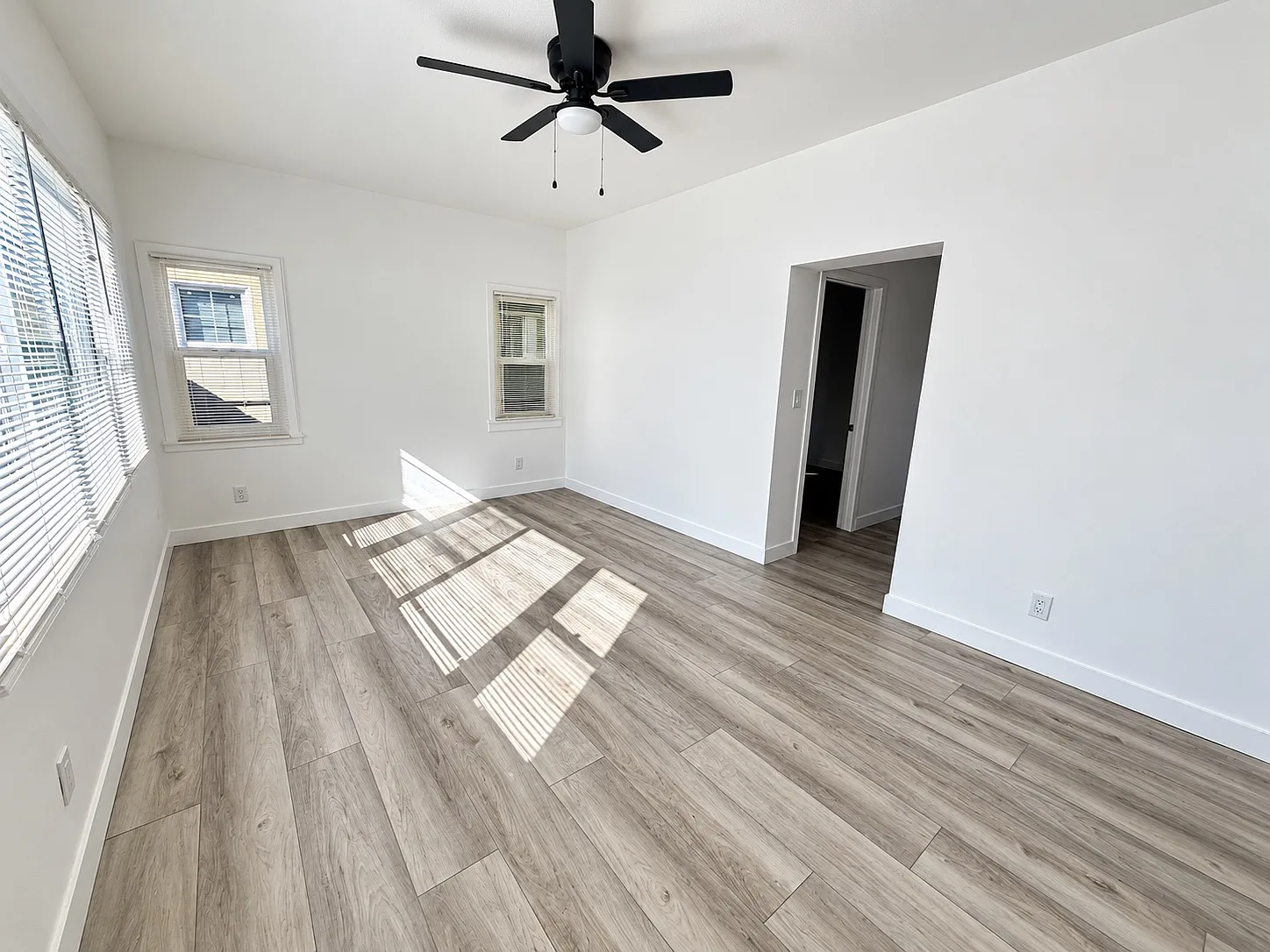 3 bed, $2,900 — Photo 3