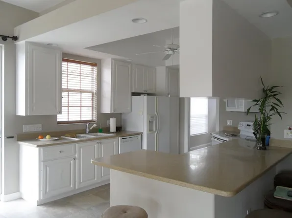 8158 Rosalie Ln, Wellington, FL 33414