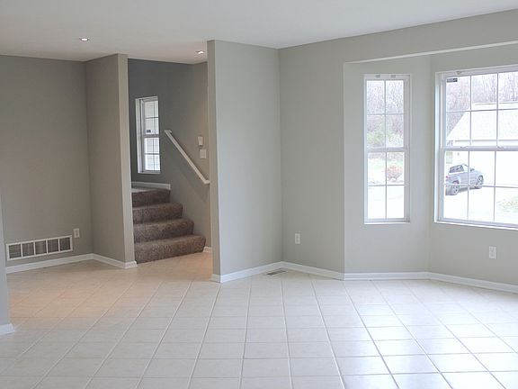 3rd image of 5314 Burton Ct SE #9