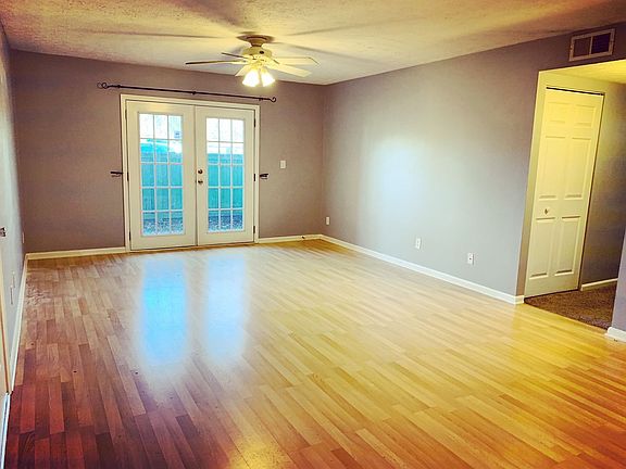 5th image of 4300 Wisteria Landing Cir Unit 101