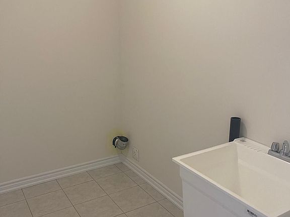 4th image of 1111 Marathon Ave