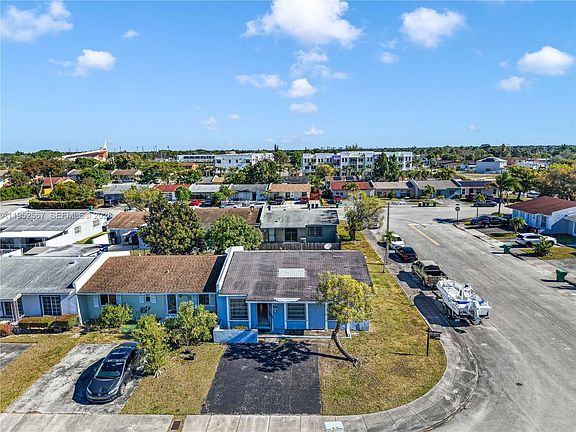 3rd image of 11405 SW 148th Ter