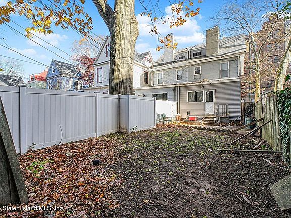 5th image of 316 Sherman St