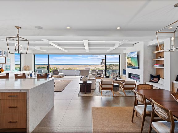 4th image of 2148 E Oceanfront