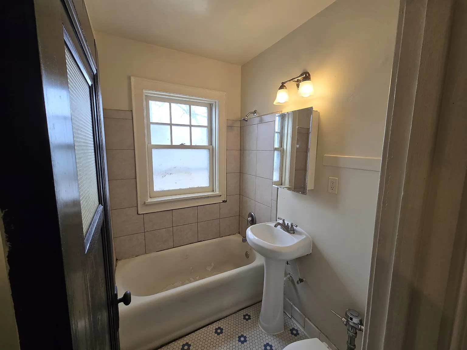915 North 24th Street - 32 — Photo 4