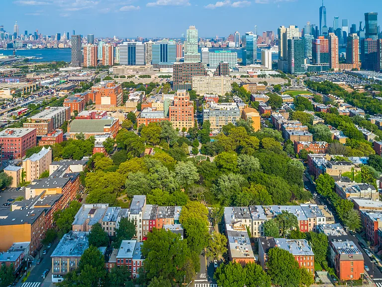 Stunning aerial views of Hamilton Park, just a short stroll from Roosevelt