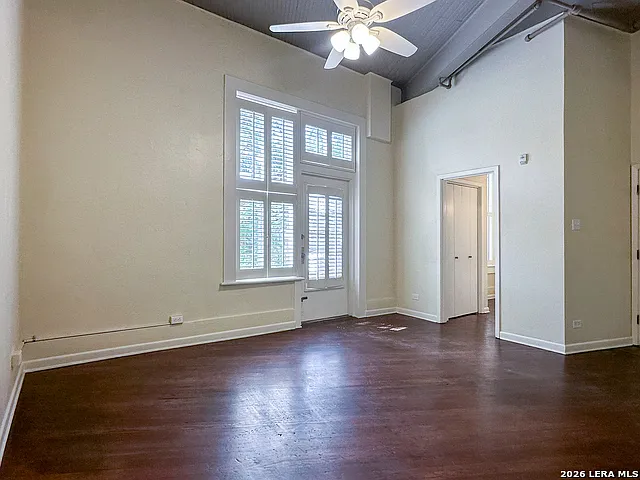 245 Losoya St — Photo 39