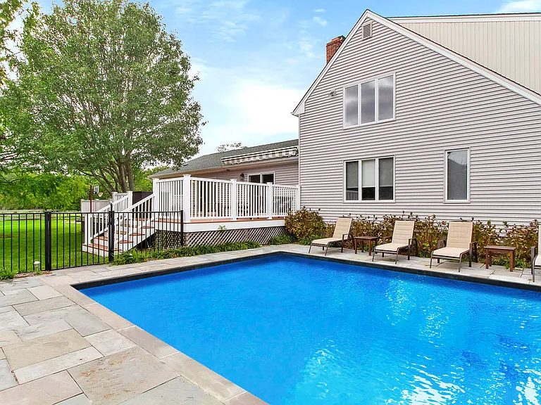 26 Long Springs Rd — Photo 22