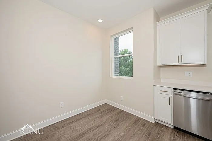 5765 Sofias Cir — Photo 10